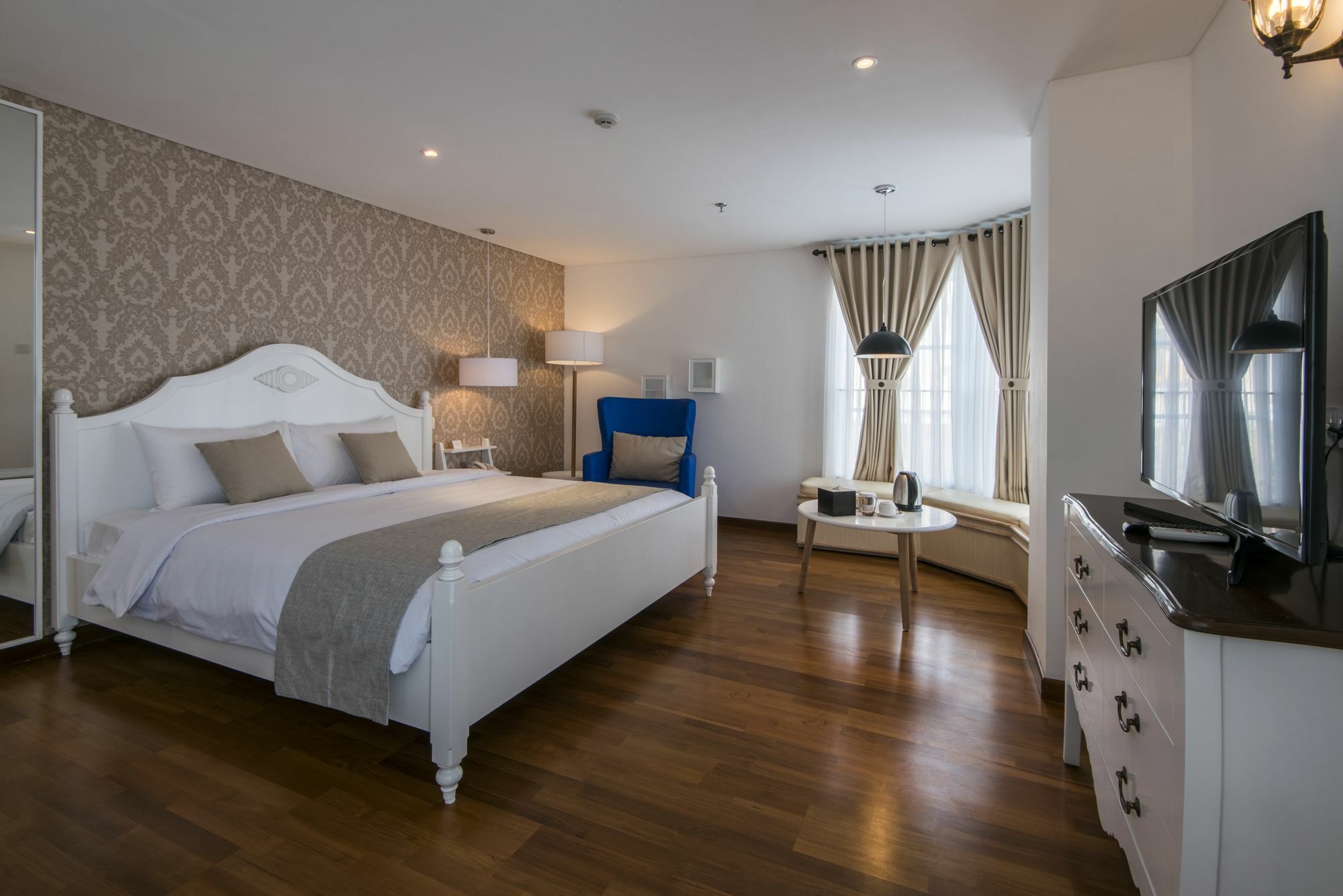 Yan's House Hotel 3*