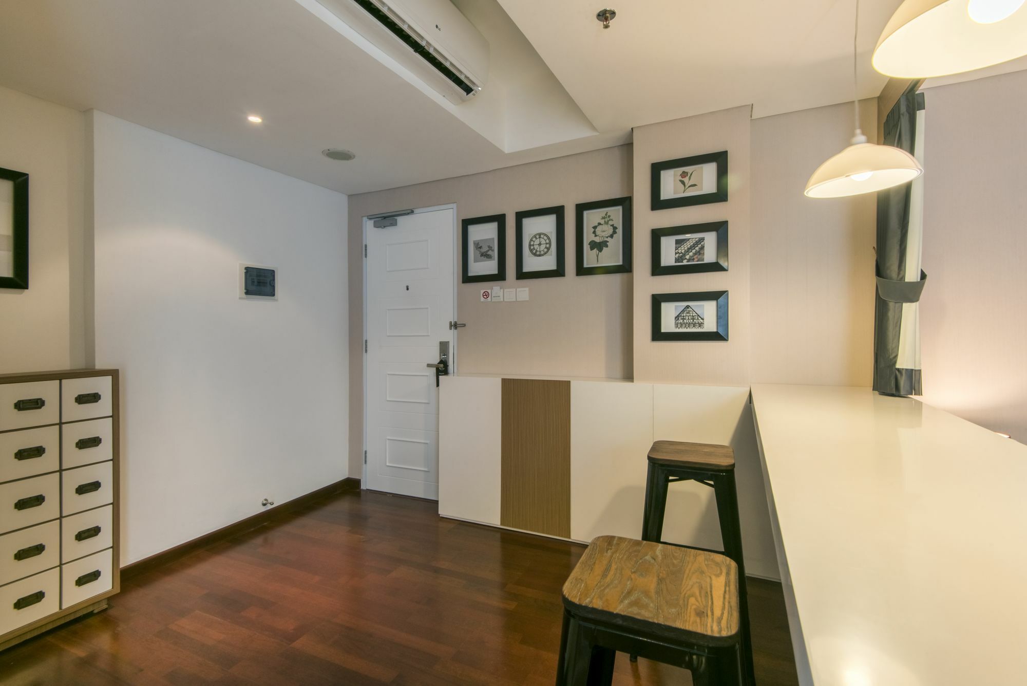 Yan's House
